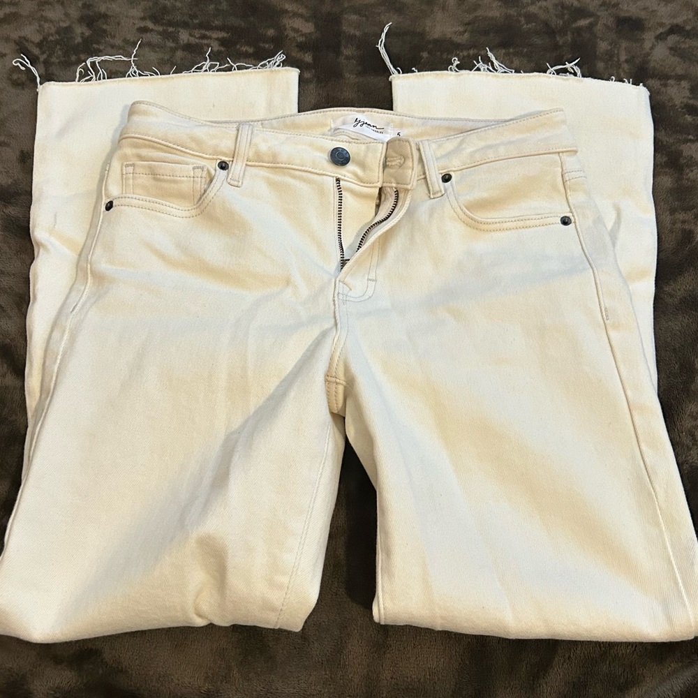 Carly Jean Los Angeles Off-White High-Rise Denim Jeans with Raw Hem